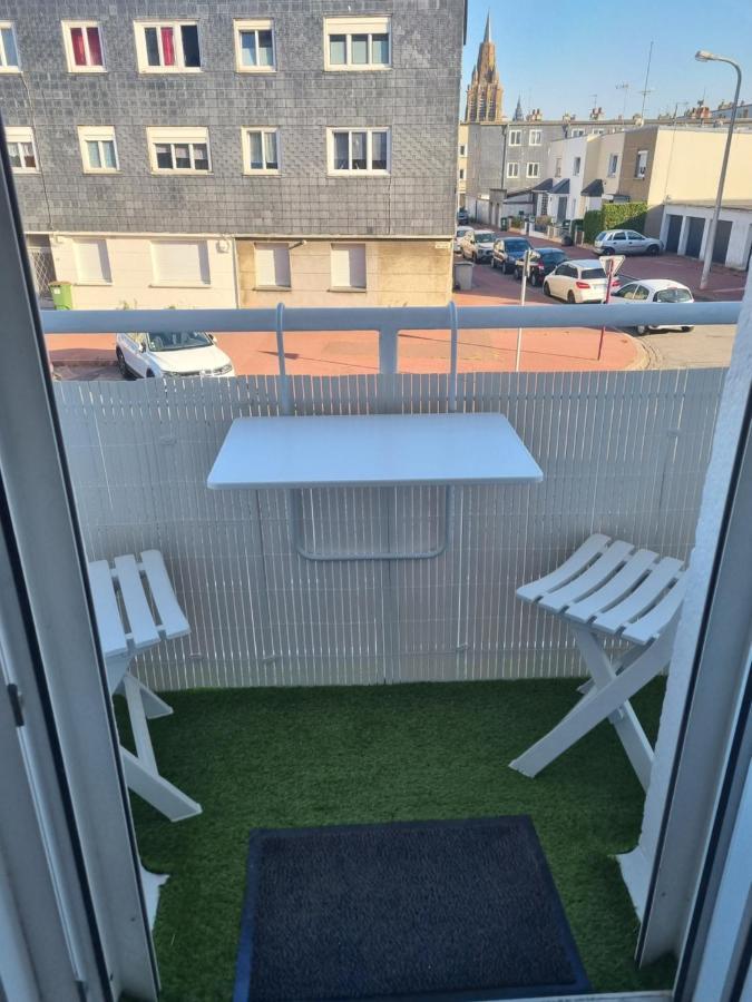 chez Sandy Calais Zewnętrze zdjęcie